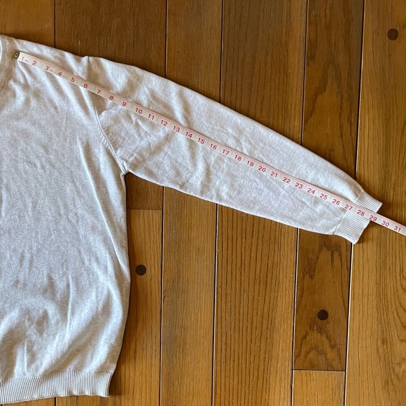 XL Redwood Off White Crewneck - Picture 7 of 10